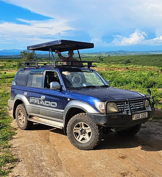 Land-Cruiser-Prado-car-rental-uganda