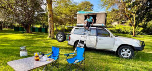 best-4x4-land-cruiser-v8-with-rooftop-tent-for-hire-in-uganda