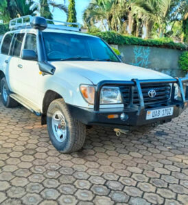 land-cruiser-gx-manual-car-rental-uganda