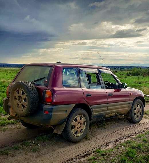 toyota-rav4-car-rental-uganda